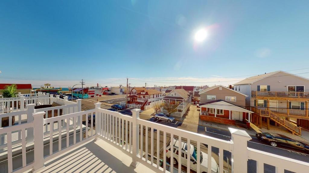 Beach House Steps Away From The Boardwalk And Beach With Ocean Views In Seaside Heights! Екстериор снимка