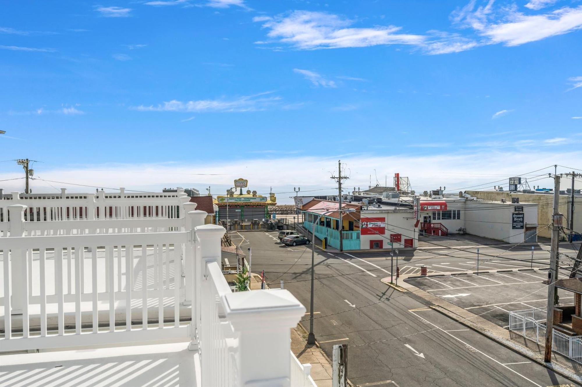 Beach House Steps Away From The Boardwalk And Beach With Ocean Views In Seaside Heights! Екстериор снимка