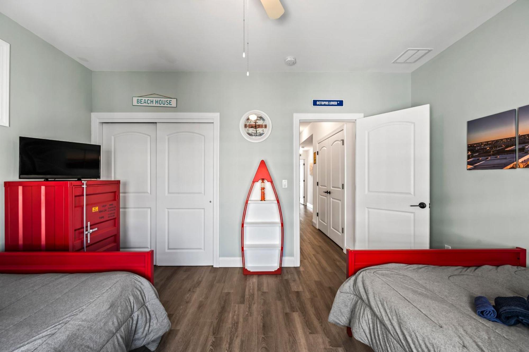 Beach House Steps Away From The Boardwalk And Beach With Ocean Views In Seaside Heights! Екстериор снимка